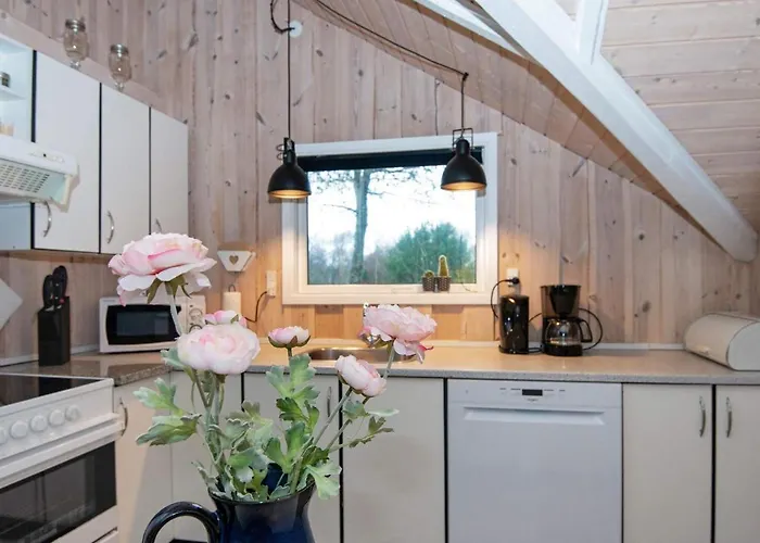 6 Person In Hemmet-by Traum * Hemmet